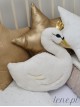 Łabędź w Złotej Koronie 35 cm - poduszka dla niemowlaka