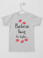 Babcia Tu Była z Całusami z Imieniem Babci - koszulka personalizowana - Szary - Koszulka krótki rękaw